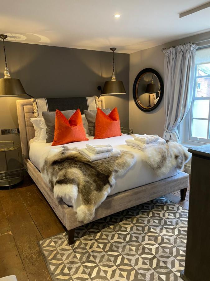The Cocktail Lounge At Cheshire Boutique Bathhouse Apartment Nantwich Exterior foto